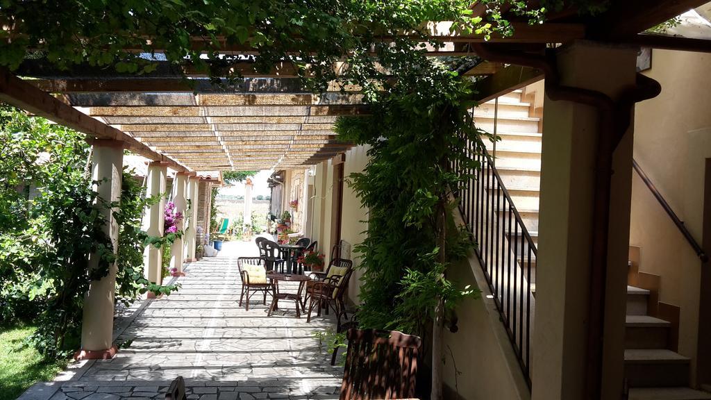 Agriturismo Casal Taccone Apartment Таркиния Екстериор снимка